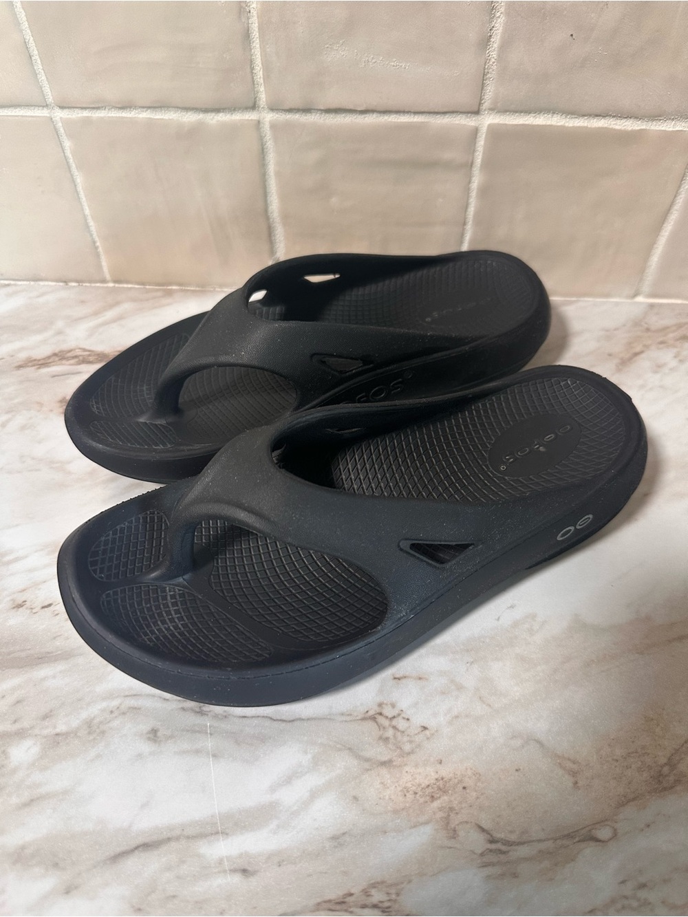 OOFOS OOriginal Recovery Sandals